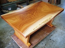 総欅造り一枚板テーブル