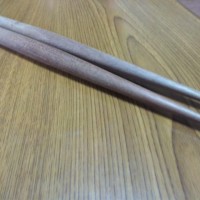 お客様の作品～太鼓の達人のマイバチ（ブナ・桜・ブラックウォルナット丸棒）～