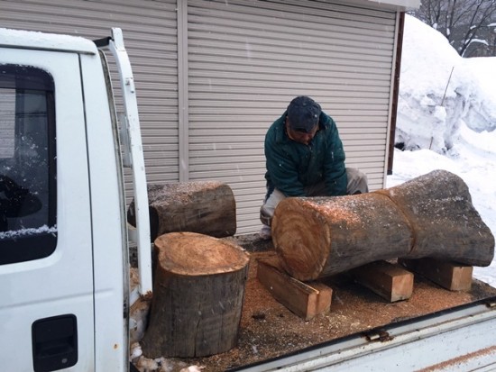 今日の作業の様子20150206～欅丸太乾燥材入荷！～2