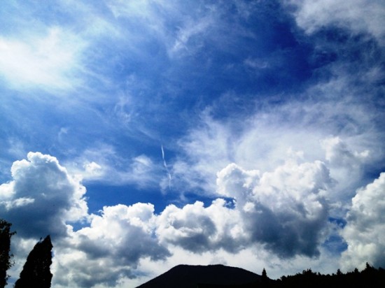 昼の散歩の時の空20120831