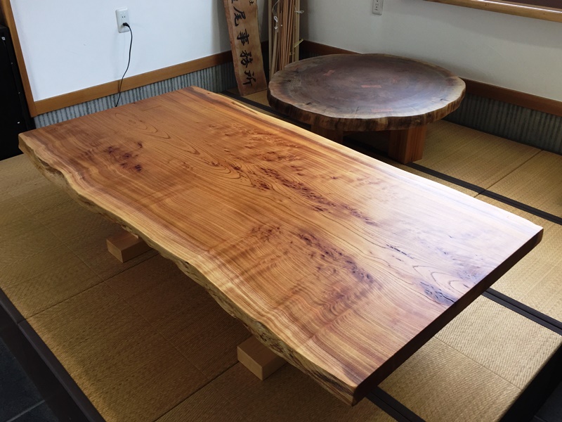 欅一枚板テーブル、オイル塗装完了！20150623-1