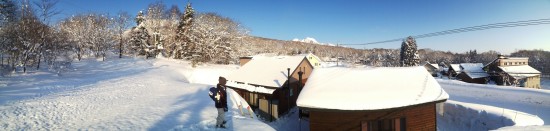 我が家の畑の雪山より20130226-3