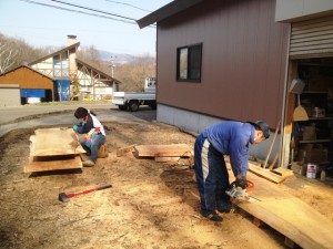 今日の作業20130409～欅一枚板カット完了！～