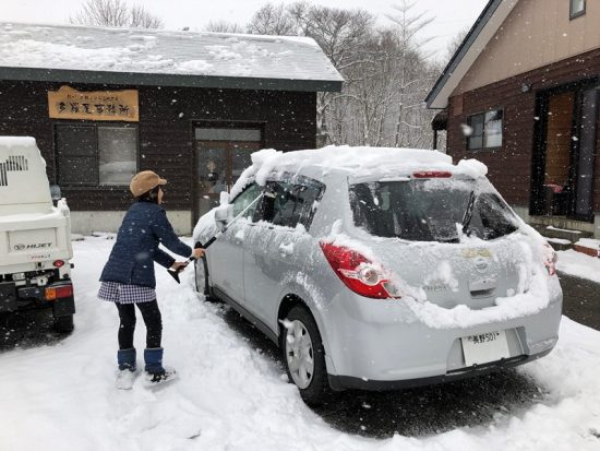 子供達も除雪のお手伝い20181219