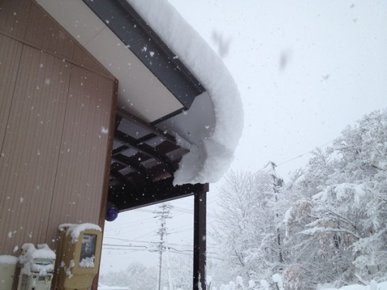 初雪、未だ止まず。。。3