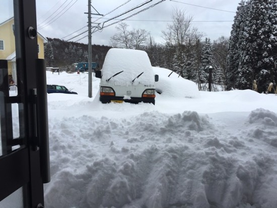 久しぶりに大雪になりました20160130-2