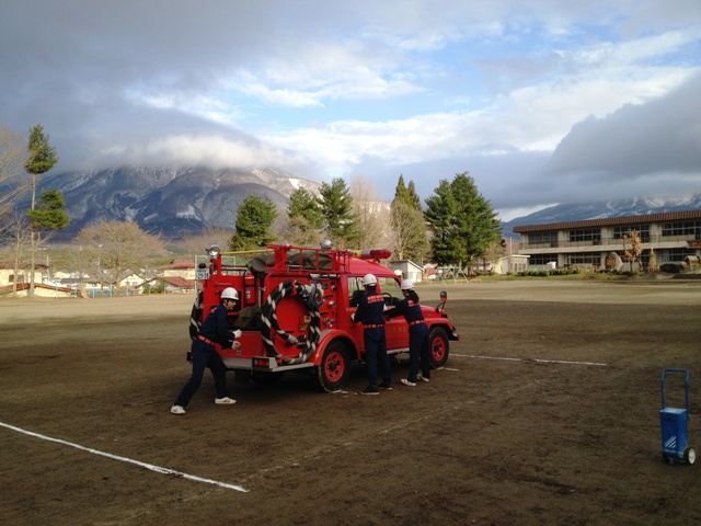 出初式の練習が始まりました20120423