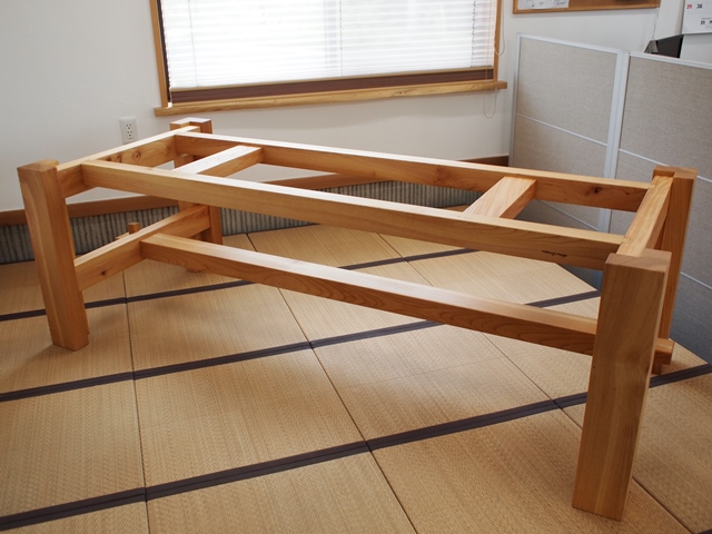 欅巨大一枚板テーブル脚、完成20140524-1