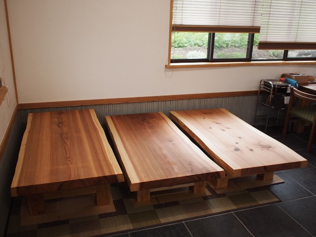 秋田県西村様の杉一枚板座卓3台、完成です！