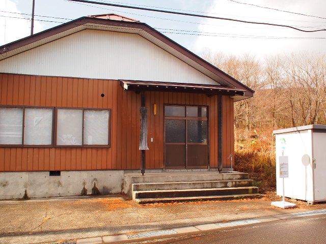 集落の公会堂看板を寄付しました