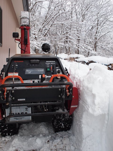 午後は半日除雪作業