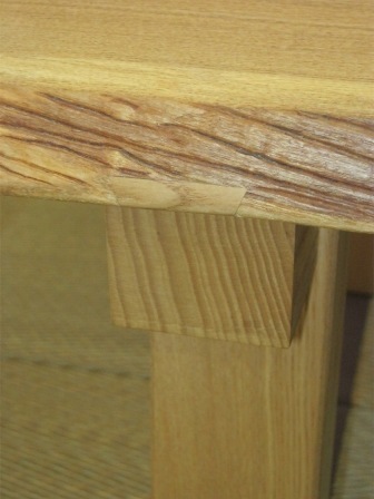 タモ一枚板の座卓6